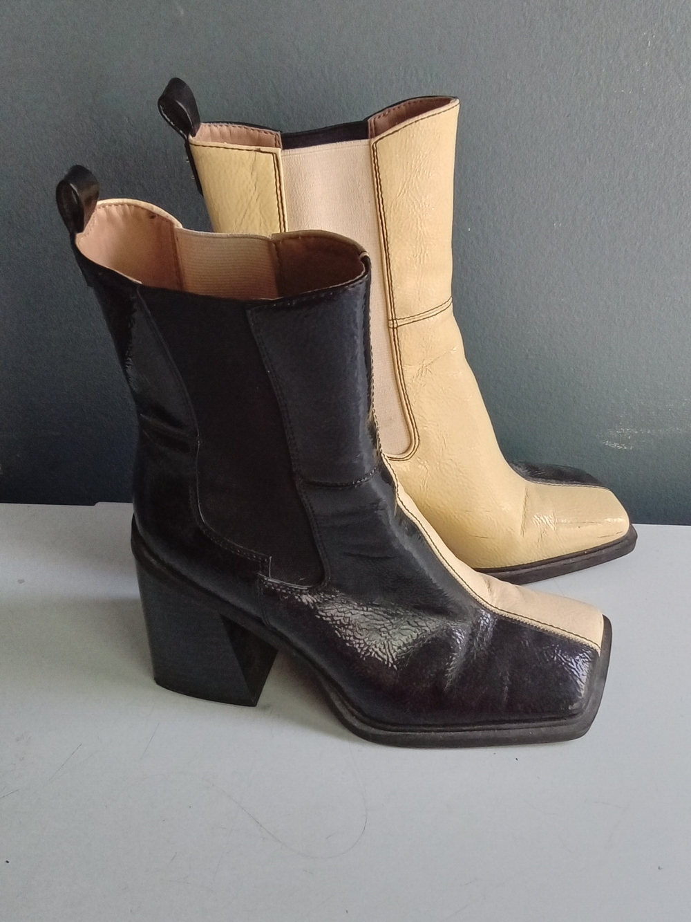 Circus by Sam Edelman Black Cream Two Tone Square Toe Block Heel Boots